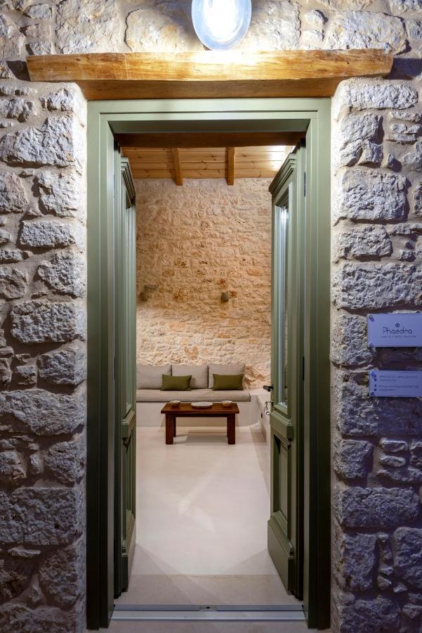האלקי Villa Phaedra מראה חיצוני תמונה